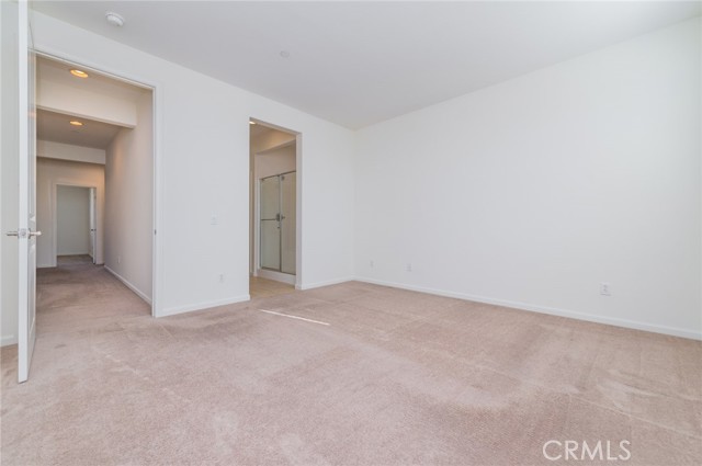 Detail Gallery Image 14 of 42 For 3076 E via Rosso, Ontario,  CA 91764 - 3 Beds | 2 Baths