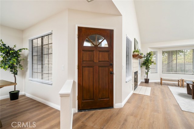 270 Fern Court, Azusa CA: https://media.crmls.org/medias/0aae2004-3a20-4cc3-a479-2e1404421554.jpg