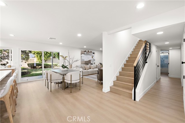 Detail Gallery Image 14 of 57 For 21361 Lemontree Ln, Huntington Beach,  CA 92646 - 5 Beds | 4 Baths