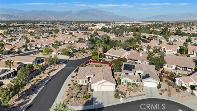 Detail Gallery Image 13 of 49 For 39375 Falconwood Ct, Palm Desert,  CA 92211 - 3 Beds | 2 Baths