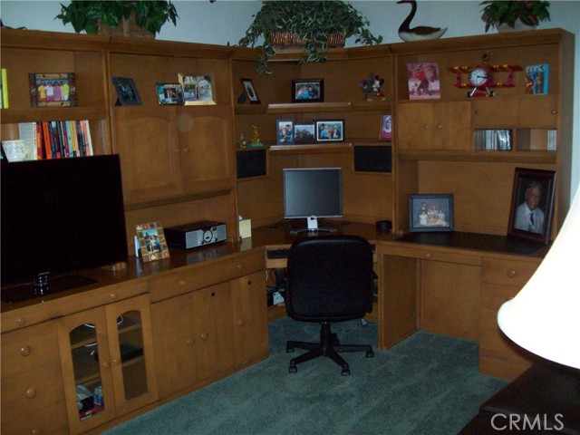 13784 Gunsmoke Road photo 12