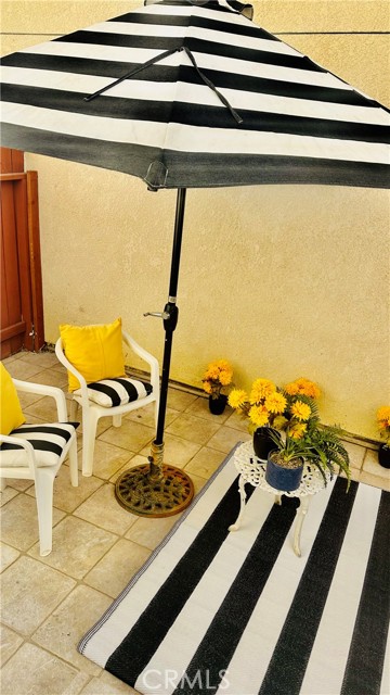 Detail Gallery Image 10 of 45 For 18336 1/2 Keswick St, Reseda,  CA 91335 - 4 Beds | 3/1 Baths