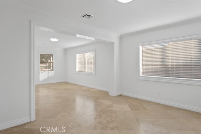 Detail Gallery Image 7 of 13 For 7460 Cypress Ave, Fontana,  CA 62336 - 3 Beds | 1 Baths