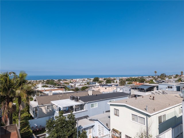 1145 1st Street, Hermosa Beach, California 90254, 3 Bedrooms Bedrooms, ,2 BathroomsBathrooms,Residential,Sold,1st,SB23174061