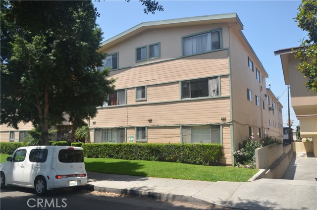 6333 Milton Avenue, Whittier CA: https://media.crmls.org/medias/0ab16d86-479d-4b13-b65d-d092d34bc2b1.jpg