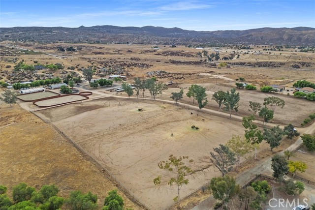 Detail Gallery Image 1 of 66 For 31120 Kelstar Rd, Hemet,  CA 92544 - 5 Beds | 2/1 Baths