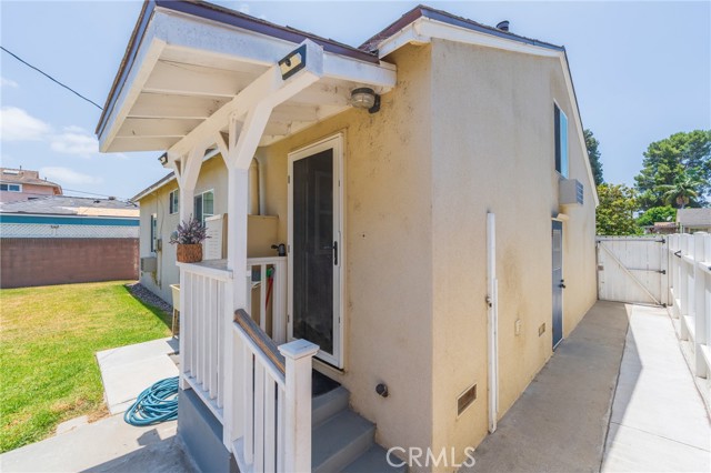 Image 18 of 30 For 5532 Pearce Avenue