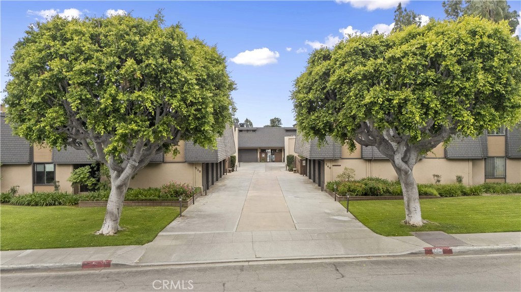 540 Fairview Avenue #27
