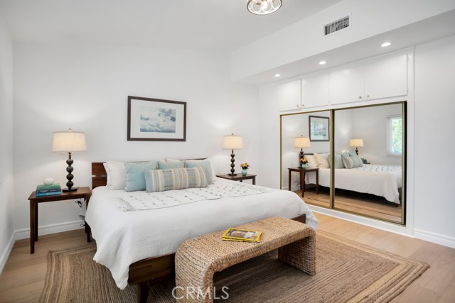 1440 Riviera Drive, Pasadena CA: https://media.crmls.org/medias/0ab2b9dd-63be-45d8-8126-052d1fa98c19.jpg