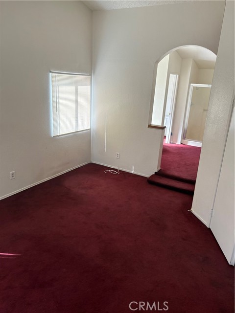 Detail Gallery Image 5 of 8 For 12212 Amber Hill, Moreno Valley,  CA 92557 - 4 Beds | 2/1 Baths