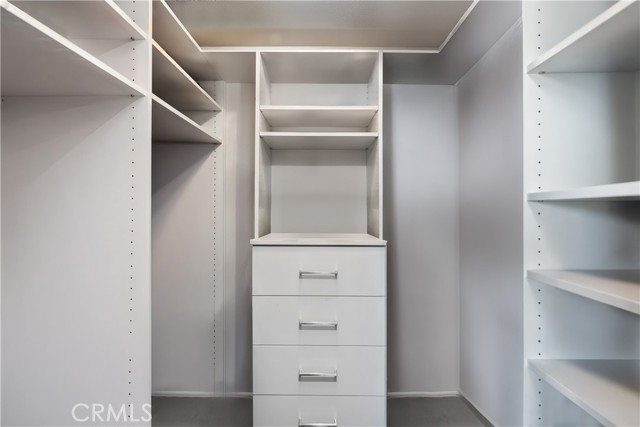 40 Tangerine, Irvine CA: https://media.crmls.org/medias/0ab3a605-4319-4fcd-9ef1-6c5dacb22f5f.jpg