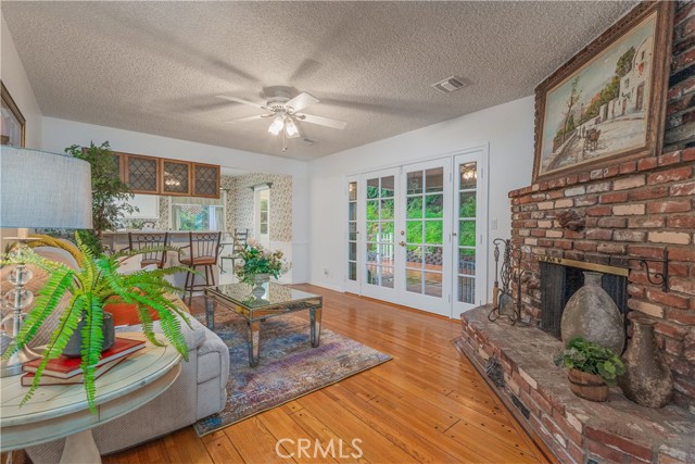 Detail Gallery Image 15 of 31 For 1355 E Level, Covina,  CA 91724 - 3 Beds | 2 Baths