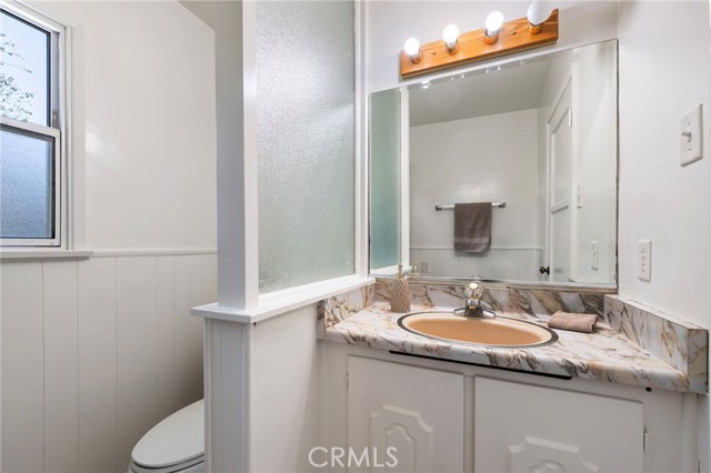 Detail Gallery Image 19 of 45 For 2334 Iroquois Ave, Long Beach,  CA 90815 - 2 Beds | 2 Baths