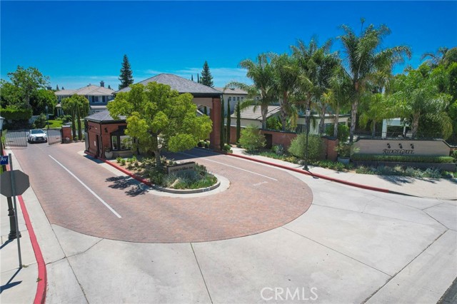 Detail Gallery Image 32 of 32 For 18741 Hillsboro Rd, Northridge,  CA 91326 - 5 Beds | 6/1 Baths