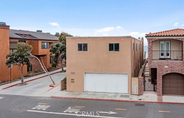 Detail Gallery Image 10 of 10 For 5901 Seashore Dr, Newport Beach,  CA 92663 - – Beds | – Baths