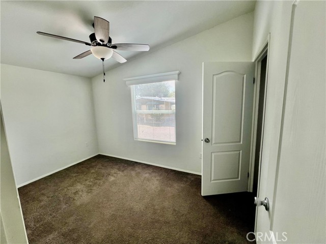 Detail Gallery Image 19 of 33 For 3000 S Chester Ave #48,  Bakersfield,  CA 93304 - 3 Beds | 2 Baths