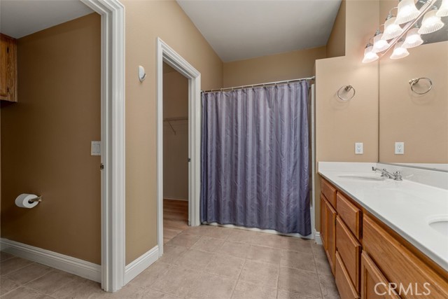 28 Mission Court, Lake Forest CA: https://media.crmls.org/medias/0ab7bd69-781e-4aa6-8dbc-40c66b5f5da6.jpg