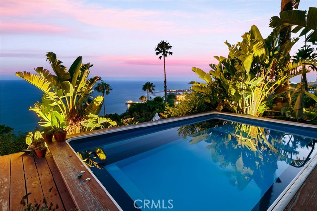 Detail Gallery Image 39 of 45 For 3662 Sweetwater Canyon Dr, Malibu,  CA 90265 - 3 Beds | 2 Baths