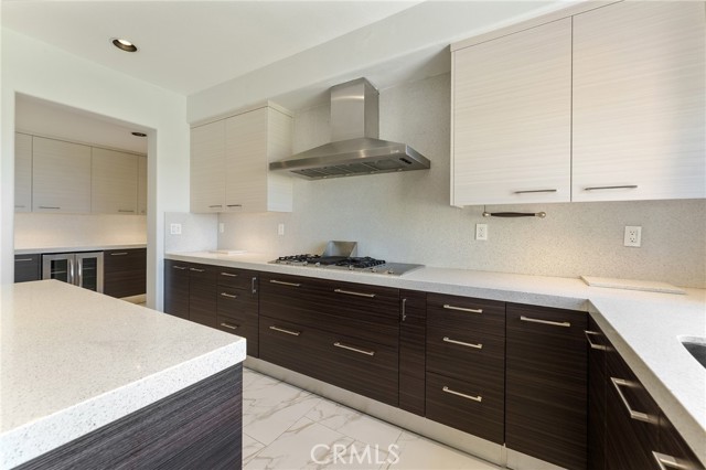 2528 N San Miguel Drive, Orange CA: https://media.crmls.org/medias/0ab89c5b-e2da-44b1-9f49-3b6217ee0544.jpg