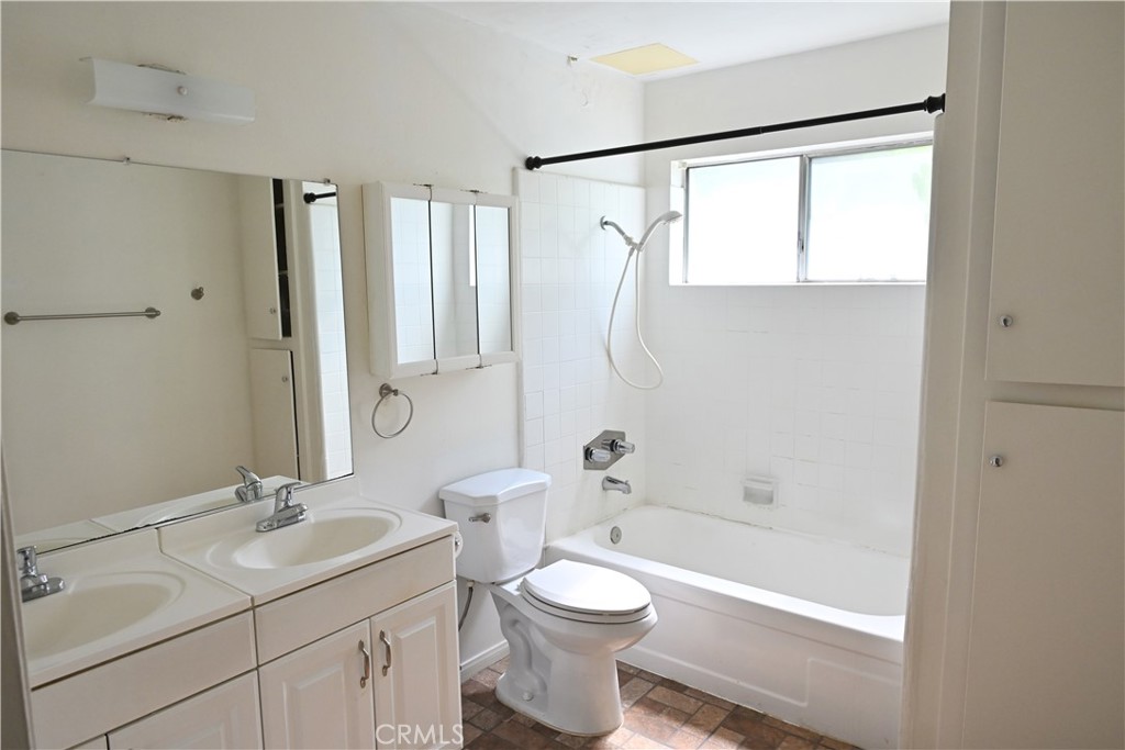 MLS #IG25043671 image #7