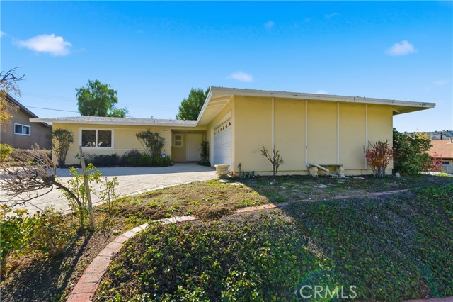 Detail Gallery Image 2 of 22 For 26136 Veva Way, Calabasas,  CA 91302 - 3 Beds | 2 Baths