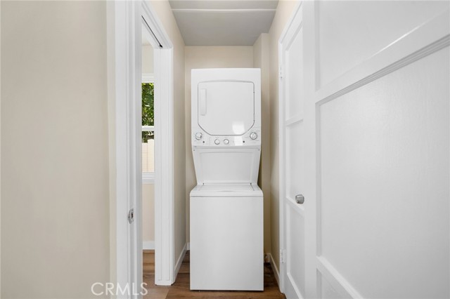 908 East Maple, A photo 14