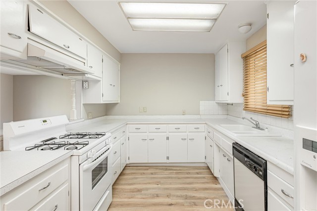 Detail Gallery Image 8 of 29 For 709 Bermuda, Redlands,  CA 92374 - 3 Beds | 1 Baths