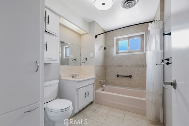 Detail Gallery Image 15 of 33 For 25030 Atwood Bld, Newhall,  CA 91321 - 4 Beds | 2 Baths