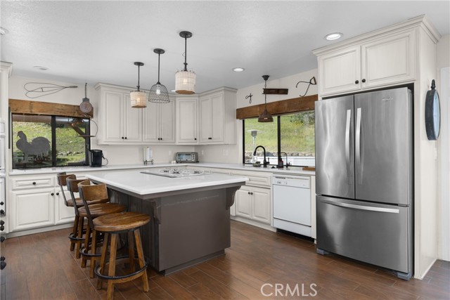 Detail Gallery Image 10 of 30 For 7330 Gage Irving Rd, Paso Robles,  CA 93446 - 3 Beds | 3/1 Baths