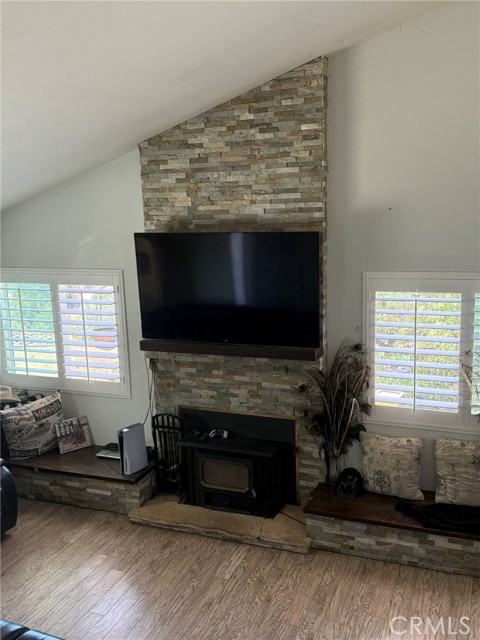 Detail Gallery Image 11 of 27 For 8904 Nelson Way, Escondido,  CA 92026 - 4 Beds | 4/1 Baths