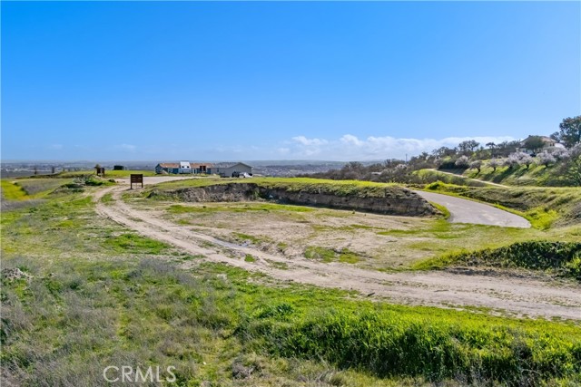Detail Gallery Image 2 of 14 For 310 Camino Vista Cielo, Paso Robles,  CA 93446 - – Beds | – Baths