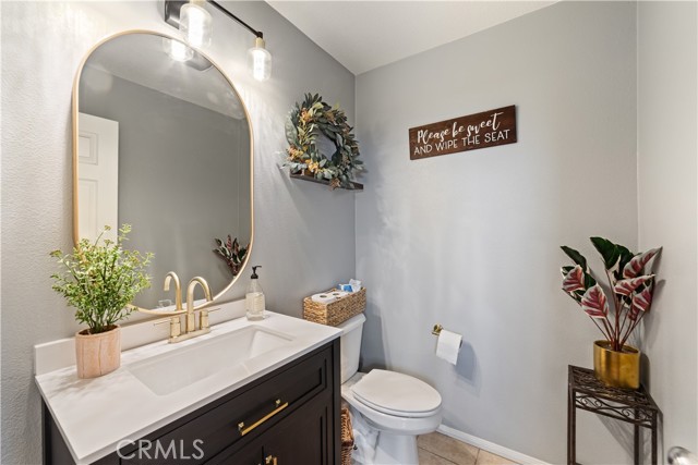 Detail Gallery Image 17 of 39 For 864 Calaveras, Corona,  CA 92878 - 3 Beds | 2/1 Baths