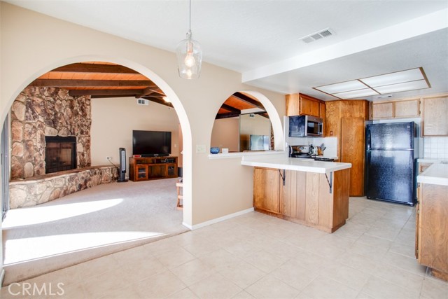 Detail Gallery Image 11 of 49 For 18355 Niagara Dr, Victorville,  CA 92395 - 3 Beds | 2 Baths