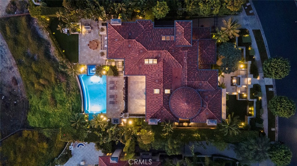 https://media.crmls.org/medias/0ac05825-0a93-4128-854d-64ef405568f3.jpg?preset=X-Large