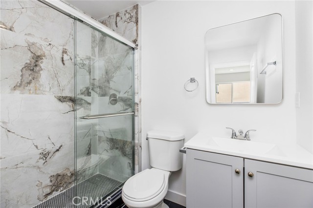9613 S Hobart Boulevard, Los Angeles CA: https://media.crmls.org/medias/0ac25955-5ee9-4b8a-a674-27c2f80817b1.jpg