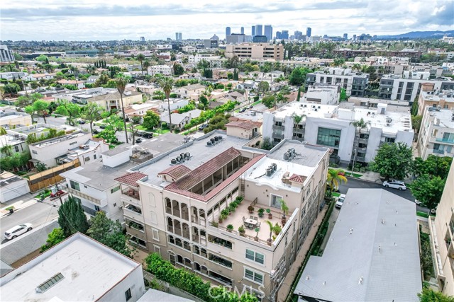 Detail Gallery Image 26 of 26 For 432 S Willaman Dr #104,  Los Angeles,  CA 90048 - 2 Beds | 2 Baths