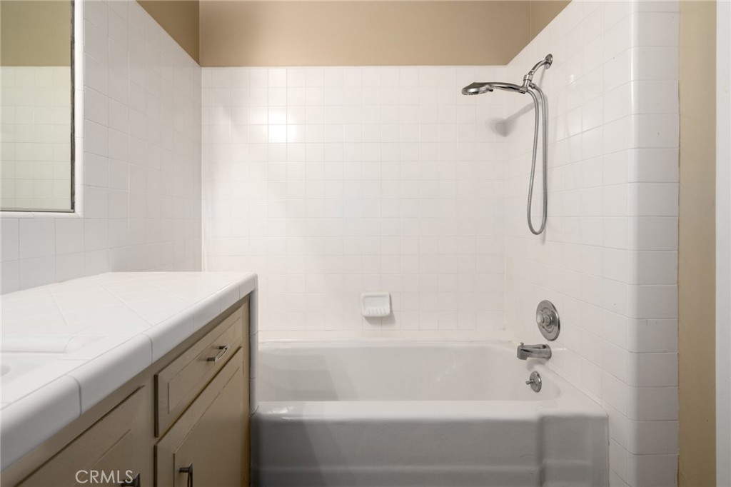 MLS #CV25220399 image #12