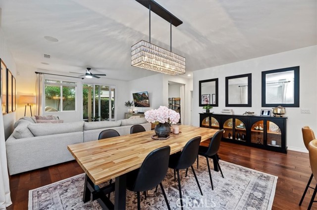 5307 Paseo Callado, Hemet CA: https://media.crmls.org/medias/0ac3a157-98ef-4e0b-a33e-5819e1cabf8f.jpg