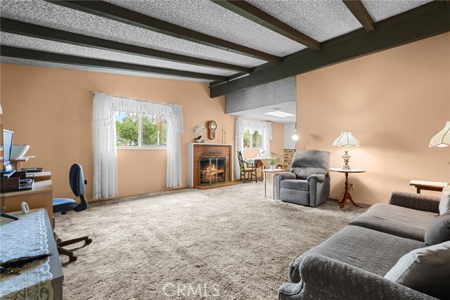 27439 Santa Clarita Road, Saugus CA: https://media.crmls.org/medias/0ac482a4-17d9-420b-9499-6beaa5f69889.jpg