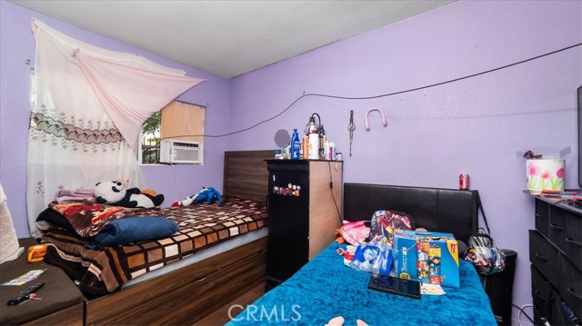 226 E California Street, Ontario CA: https://media.crmls.org/medias/0ac4b5cc-7ca3-474d-afd6-434e03af63a4.jpg