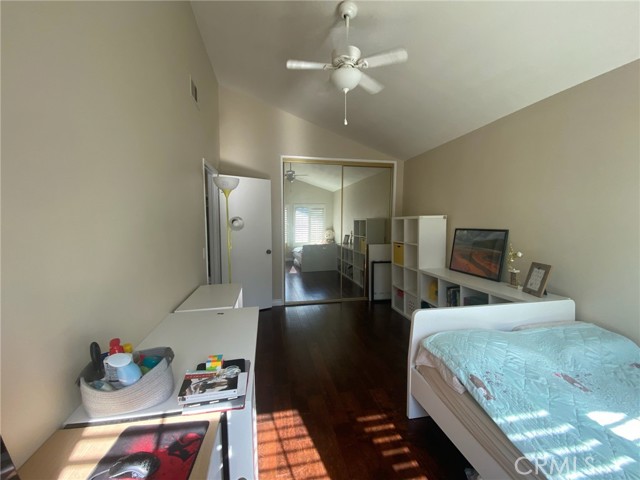 2408 N North Creek Lane, Fullerton CA: https://media.crmls.org/medias/0ac4e3bf-b9d2-4ec1-8834-00f6b8aad74d.jpg