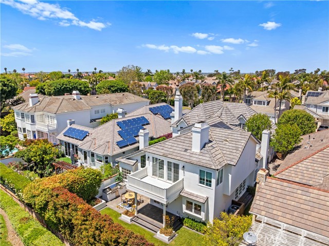 19365 Woodlands Drive, Huntington Beach CA: https://media.crmls.org/medias/0ac526c9-a631-4a04-9e9d-07be23370f48.jpg