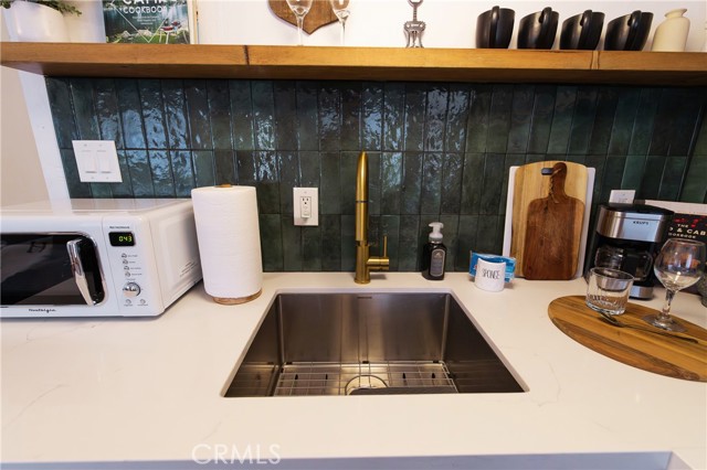 Detail Gallery Image 12 of 28 For 376 Riverside Ave, Sugarloaf,  CA 92386 - 1 Beds | 1 Baths