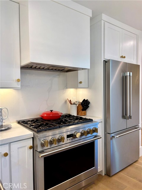 Detail Gallery Image 13 of 43 For 2621 Gates Ave #B,  Redondo Beach,  CA 90278 - 4 Beds | 3 Baths