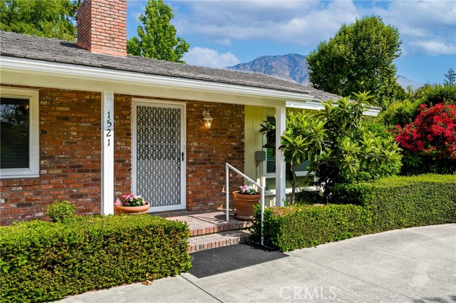 1521 Marendale Lane, Arcadia CA: https://media.crmls.org/medias/0ac6d35b-df0f-45cf-9ead-2d342cd45c23.jpg