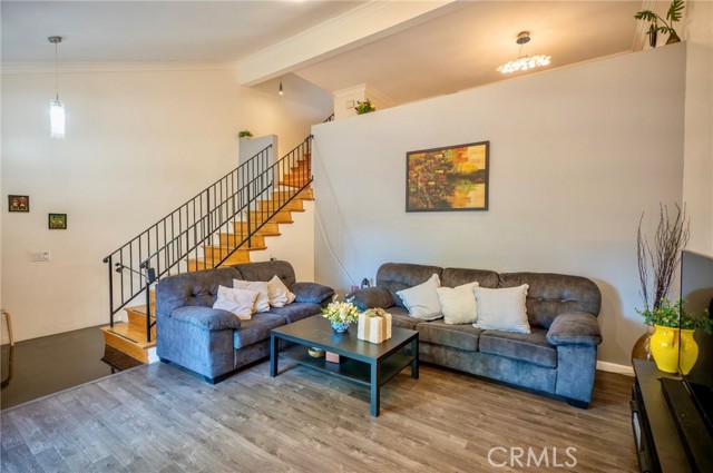 Detail Gallery Image 6 of 34 For 2214 Calle Jalapa, West Covina,  CA 91792 - 3 Beds | 3 Baths