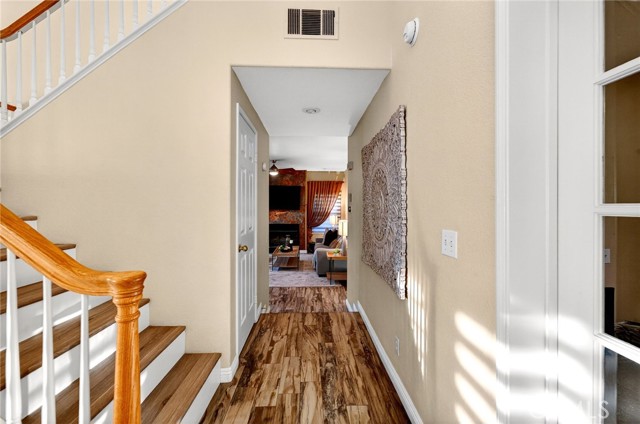 Detail Gallery Image 14 of 60 For 43343 Corte Rialto, Temecula,  CA 92592 - 4 Beds | 3 Baths