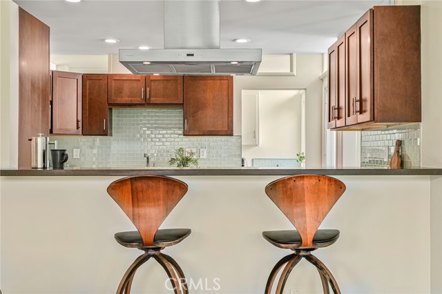 508 Paseo de Las Estrellas, Redondo Beach CA: https://media.crmls.org/medias/0ac75288-9aa2-4c1c-b889-298aad87fe23.jpg