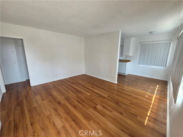 Detail Gallery Image 4 of 16 For 1808 10th St #D,  Santa Monica,  CA 90404 - 2 Beds | 2 Baths