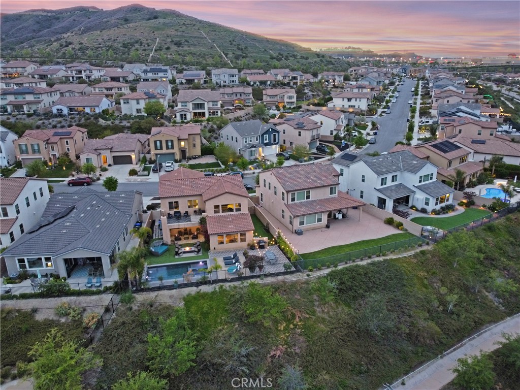 https://media.crmls.org/medias/0ac81276-9a2a-44ce-adb6-77bb7d5c9ad5.jpg?preset=X-Large